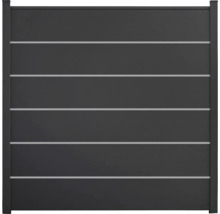 Hliníkový záhradný plot s vodorovnými ozdobnými líniami