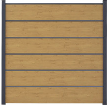 Drevený plot s kovovými prvkami do záhrady