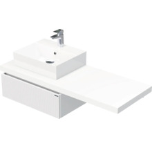 Umývadlo s umývadlovou skrinkou, umývadlom na dosku a vodovodnou batériou