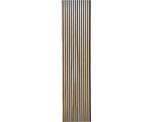 Drevený panel s lamelovou štruktúrou