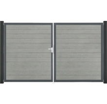 Dvojitá brána z dreva s kovovým rámom