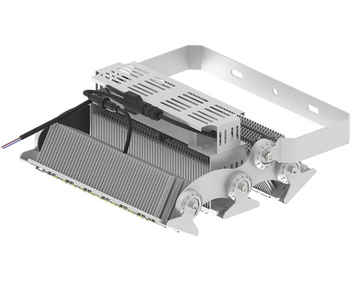 LED reflektor s montážnym držiakom