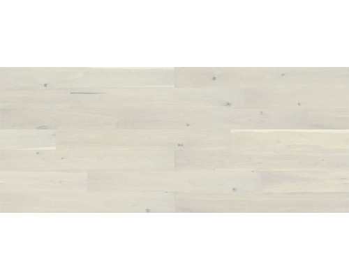 Svetlá drevená podlaha z dosiek