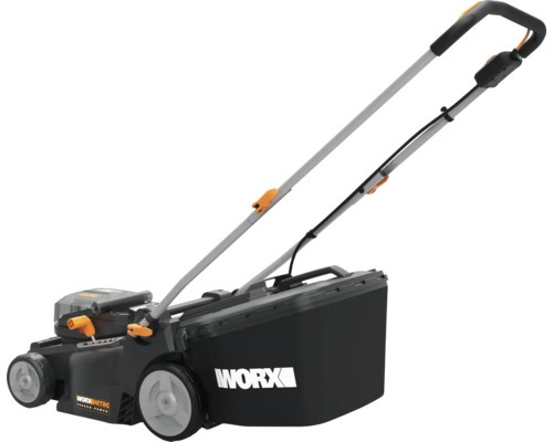 Záhradný traktor WORX