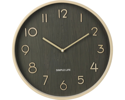 Okrúhle nástenné hodiny s drevenou štruktúrou a ukazovateľom hodín