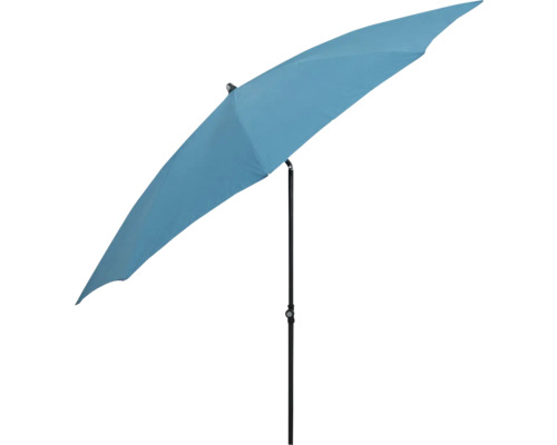 Modrý slnečník s čiernym stojanom