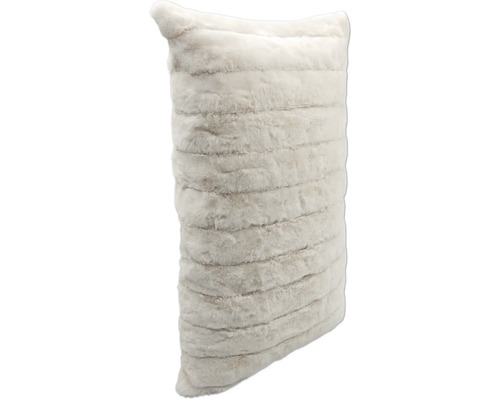 Dekoračný vankúš z umelej kožušiny s vodorovným pruhovaným vzorom