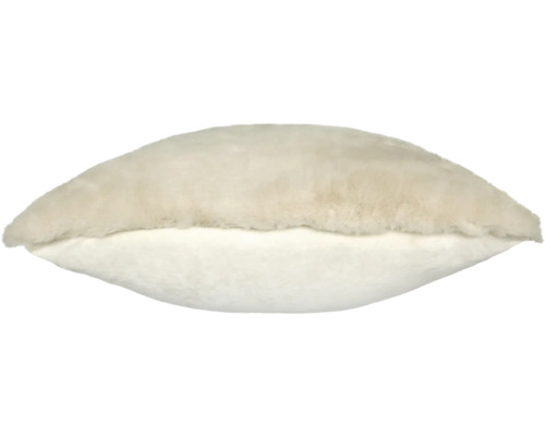 Dekoračný vankúš so vzhľadom kožušiny
