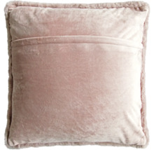 Štvorcový ozdobný vankúš s lemom z umelej kožušiny