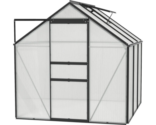 Skleník s otvorenými dverami a oknom