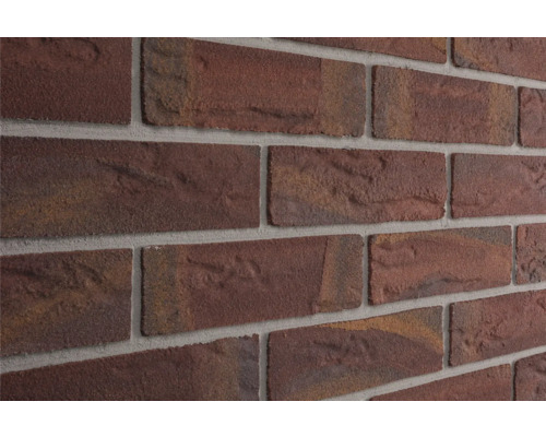 Elabrick obkladový kameň pásik Kiel 24 x 7,1 cm Vonkajší Detailný záber obkladu steny s tehlovým vzhľadom