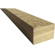 Drevená tyč z masívneho dreva