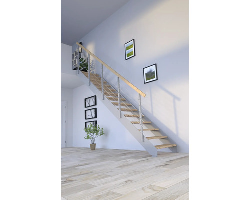 Schodisko Pertura Libra Rustikálny dub bez podstupníc šedá rovné 85 cm 12/13 Svetlá miestnosť s dreveným schodiskom, kovovým zábradlím a drevenou podlahou.