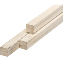 Drevené laty z neošetreného dreva