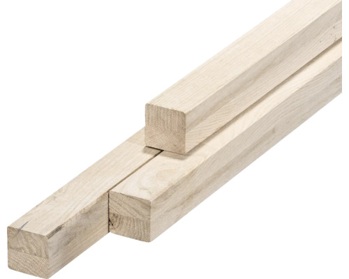 Drevené laty z neošetreného dreva