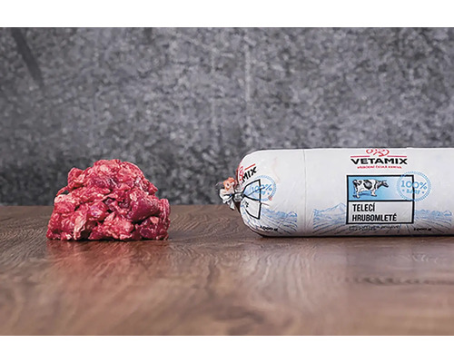 Mäso pre psy mrazené VETAMIX teľacie hrubomleté 1 kg Hrubo mleté teľacie krmivo pre psy Vetamix a porcia
