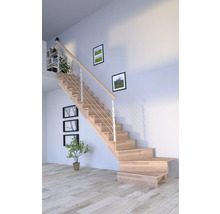 Drevené schodisko s nerezovým zábradlím vo svetlej miestnosti.