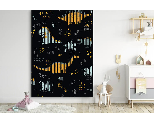 Dekoratívne plátno do detskej izby s motívom dinosaura vo svetlej detskej izbe.