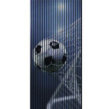 Futbalová lopta v sieti na pozadí s pruhmi