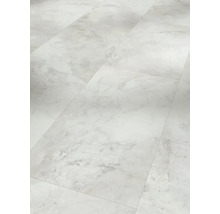 Detail vinylovej podlahy so vzhľadom mramoru.