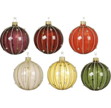 Rôznofarebné vianočné gule s dekorom