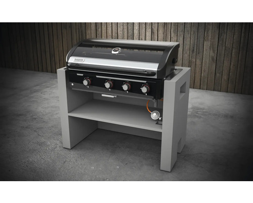 Plynový gril so štyrmi horákmi na spodnej skrinke