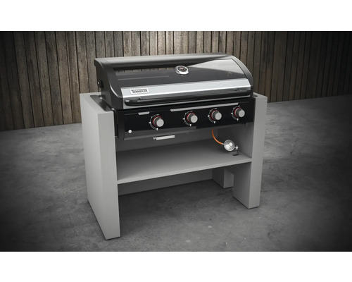 Plynový gril na grilovacom stole s odkladacou plochou