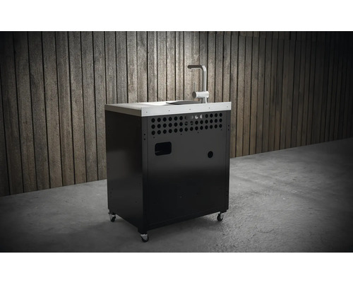 Čierna grilovacia skrinka s drezom a vodovodnou batériou