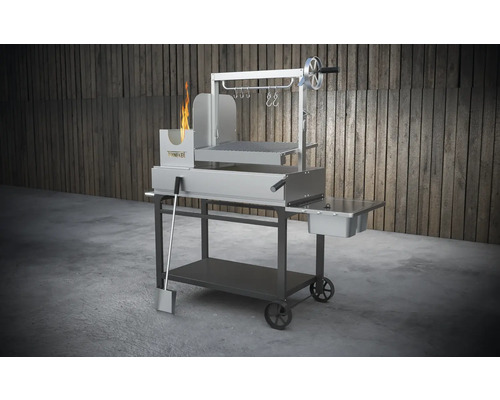 Grilovací vozík s ohniskom a grilovacím roštom, grilovacou ihlou a hákmi