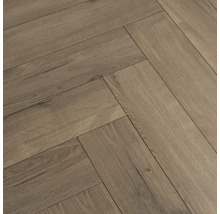 Pokládka laminátovej podlahy do vzoru rybej kosti