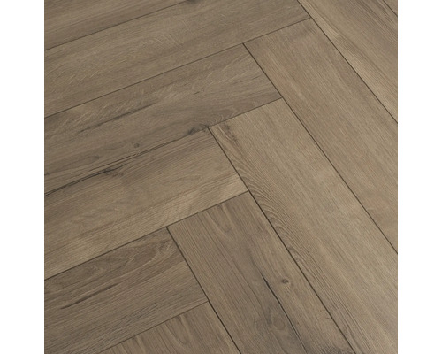 Pokládka laminátovej podlahy do vzoru rybej kosti