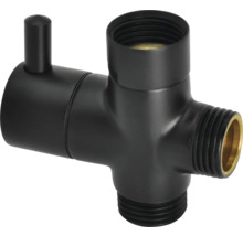 Trojcestný kohút pre distribúciu vody