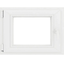Biele obdĺžnikové plastové okno s kovaním a kľučkou