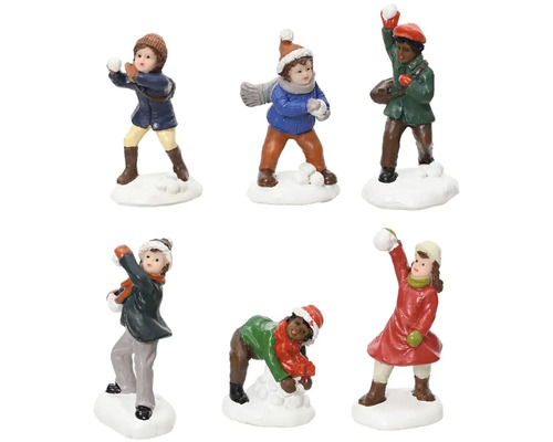 Šesť figúrok snehovej bitky na snehu