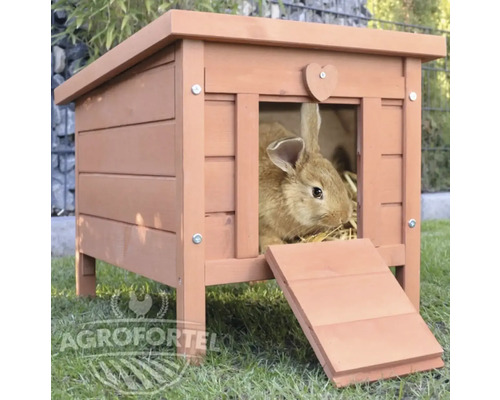 Drevený králik s rampou a ozdobou srdca s králikom