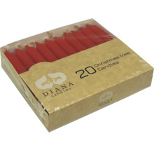 Balenie dvadsiatich červených sviečok na vianočný stromček značky Diana Candles