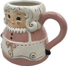 Keramický hrnček s ženskou postavou a rúčkou