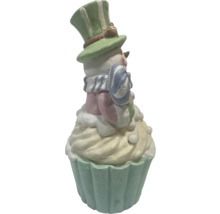 Figúrka snehuliaka na koláčiku na vianočnú dekoráciu