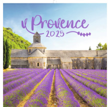 Kalendár Provence 2025 s levanduľovým poľom a historickou budovou