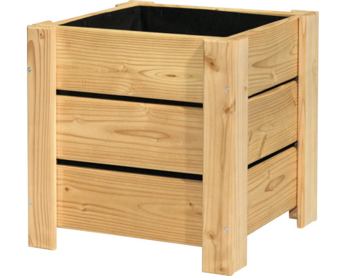 Štvorcový drevený kvetináč do záhrady