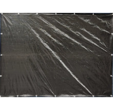 Čierna plachta s očkami