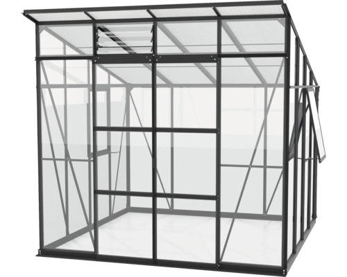 Skleník s oceľovým rámom a priehľadnými stenami