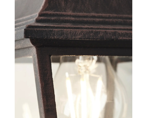 Detail vonkajšej lampy