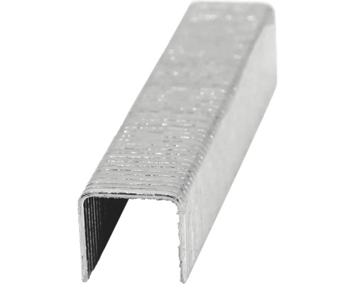 Detailný záber sponiek do zošívačky