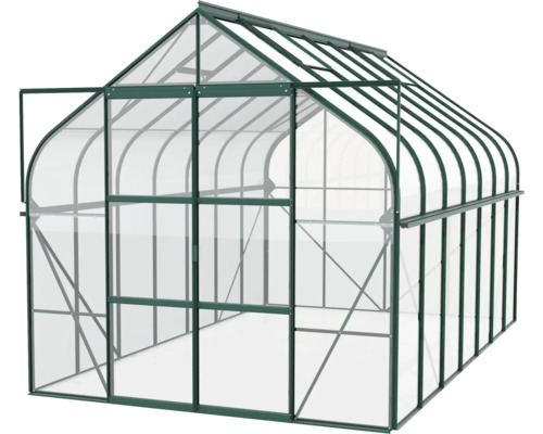 Skleník s otvorenými dverami.