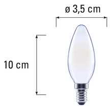 Sviečková žiarovka s rozmermi 10 cm dĺžky a 3,5 cm priemeru
