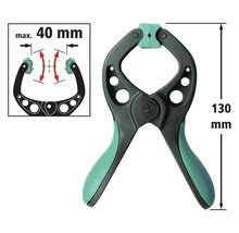 Pružinová svorka s dĺžkou 130 mm a maximálnou šírkou roztvorenia 40 mm.