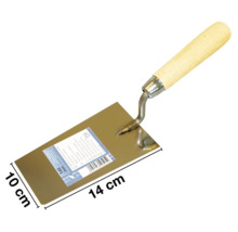 Štuková lyžica s drevenou rukoväťou s rozmermi 14 cm x 10 cm