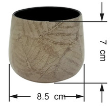 Keramický obal na kvetináč s motívom listov, výška 7 centimetrov, šírka 8,5 centimetra.