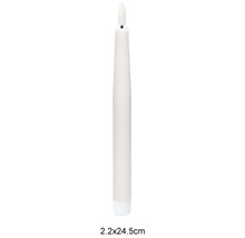 LED tyčová sviečka s imitáciou plameňa, rozmery 2,2 krát 24,5 centimetra.